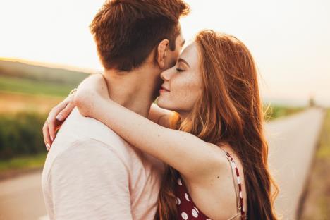 ljubav shutterstock_2112812204.jpg
